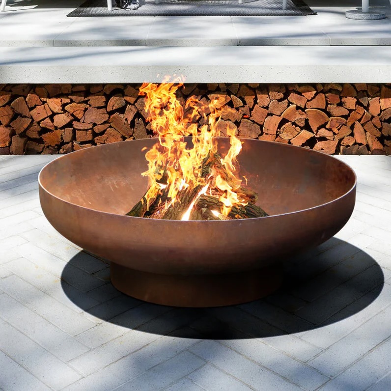 Redgum in Firepit. Kingston Firewood Supplies.